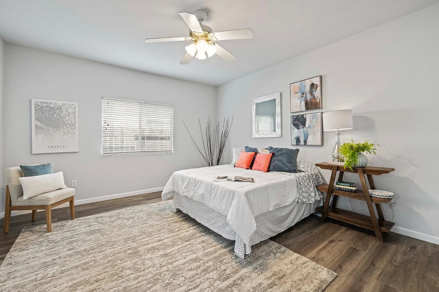 3 bed, 1578 sqft, $2,900 — Photo 4