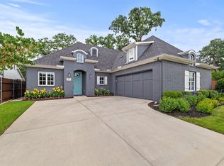 537 Sheer Bliss Ln, Fort Worth, TX 76114