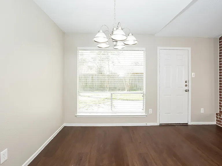 20015 Bishops Gate Ln — Photo 5