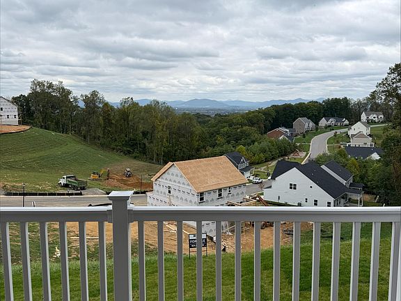 2nd image of 7149 Fairway Ridge Cir