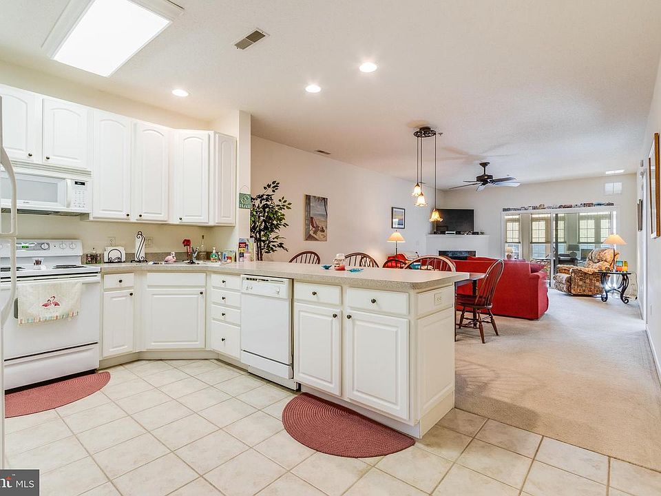 1st image of 34363 Summerlyn Dr APT 217