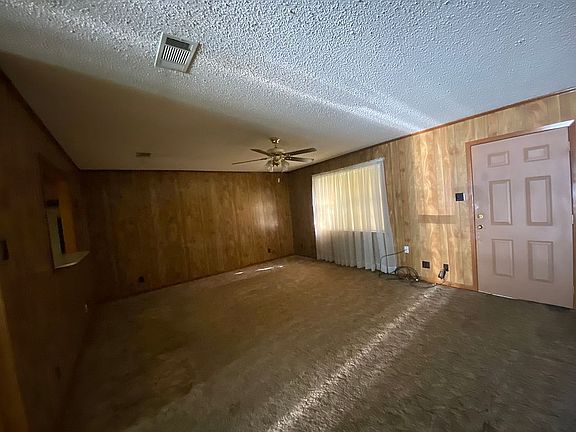 5th image of 748 Stipp Ln