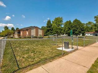 2502 Prairie Green Dr #513, Urbana, IL