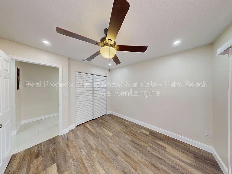 1080 Summit Place Cir #A — Photo 12