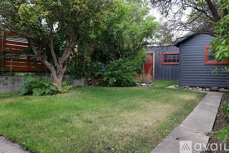 1105 8th Ave — Photo 23
