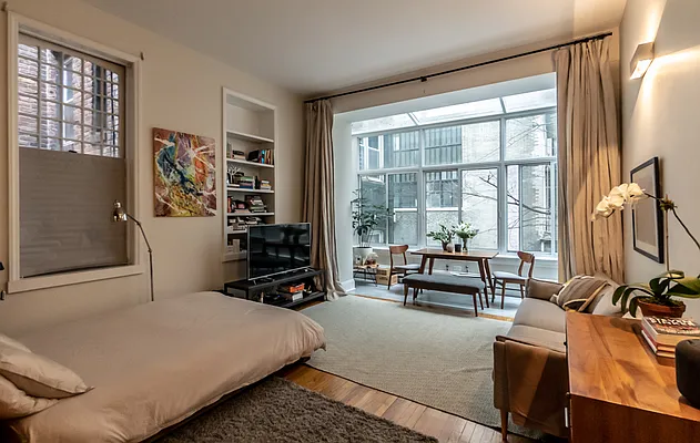 Rented by TurfNYC | media 22
