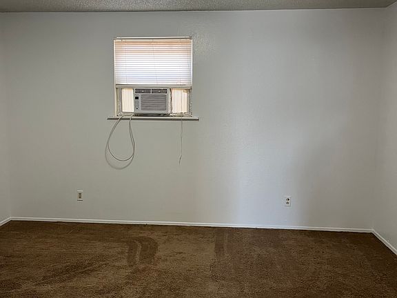 4th image of 510 W 6th St