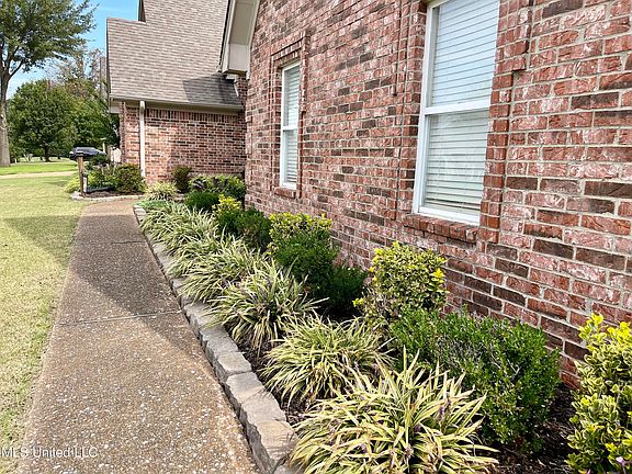 3rd image of 8286 Montrose Dr