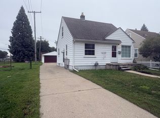 24031 Dartmouth St, Dearborn Heights, MI 48125