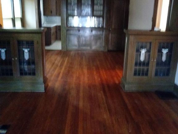 2nd image of 4123 S Benton Ave