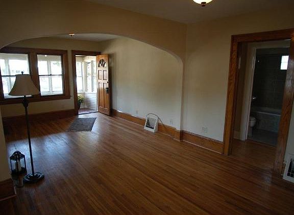 3rd image of 1398 Juliet Ave