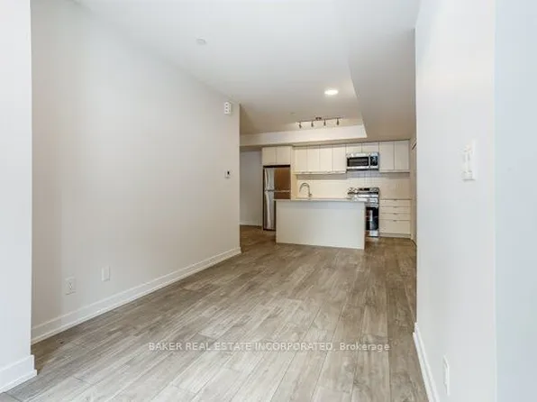 39 Farmstead Rd, Toronto, ON
