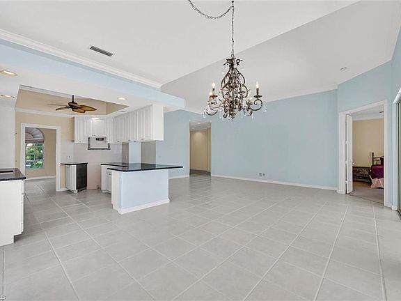 4th image of 2941 Gilford WAY