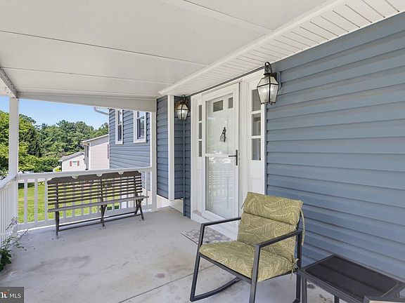 5th image of 4307 Howard Dr