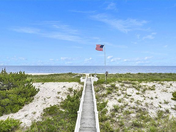 5th image of Dune Rd