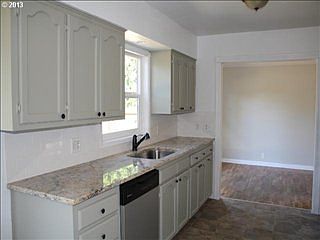 3rd image of 7912 NE 32nd St
