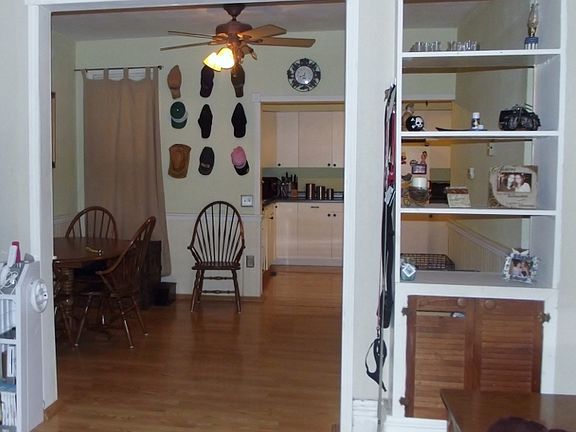 4th image of 4378 S 1st St