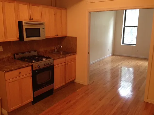 Rented by Kings Court Real Estate | media 14