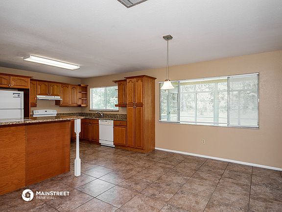 5th image of 2536 Vestridge St