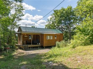 24 Patrick Dr, Hammond, NY 13646