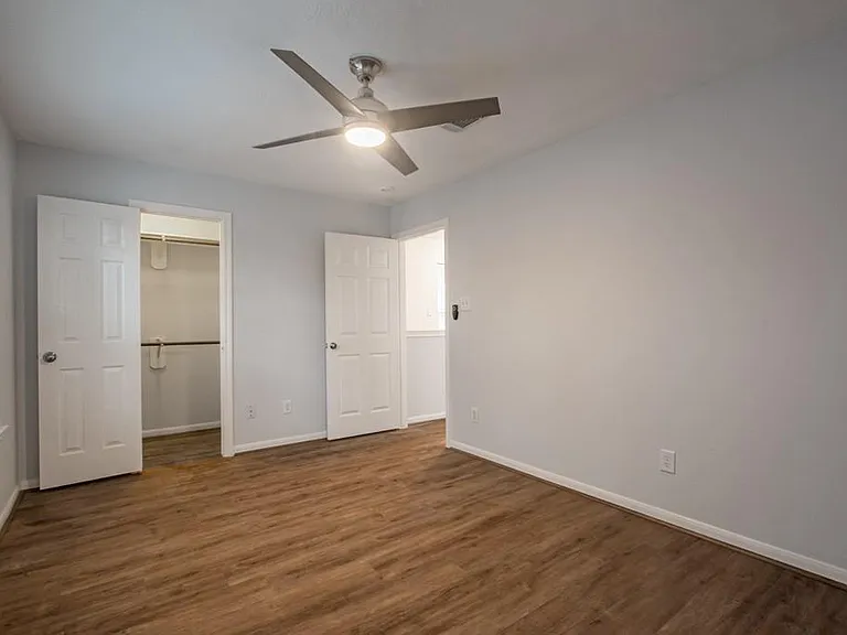 1422 Ruthven St — Photo 24