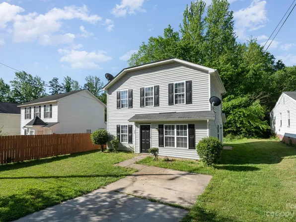 721 Dawn Cir, Charlotte, NC 28213