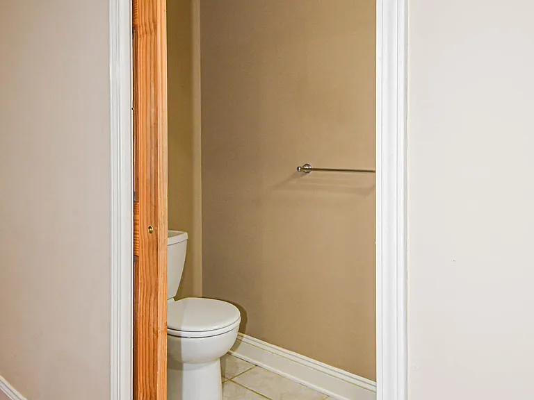 2602 Minnesota Ave — Photo 5
