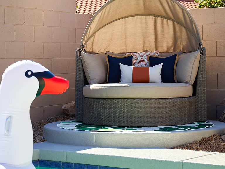 Cozy Cabana