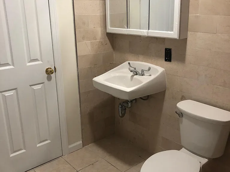 695 Piermont Ave — Photo 11