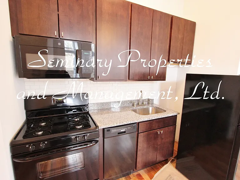 4504 N Paulina St #201 — Photo 9