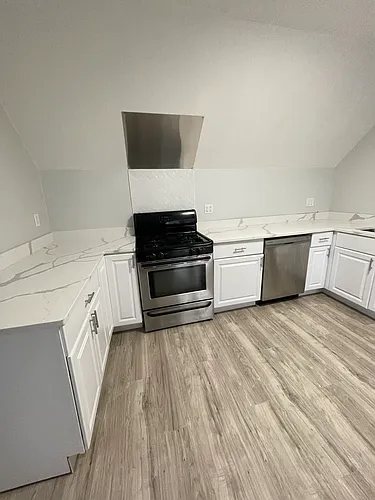 5858 W Dakin St #1 Photo 1 5858 W Dakin St #1 Photo 1
