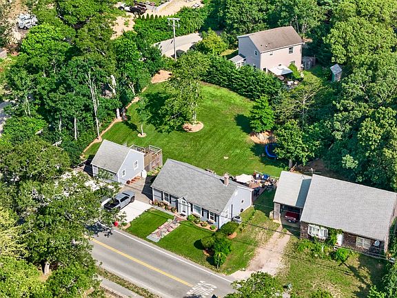 3rd image of 21 W Spring St