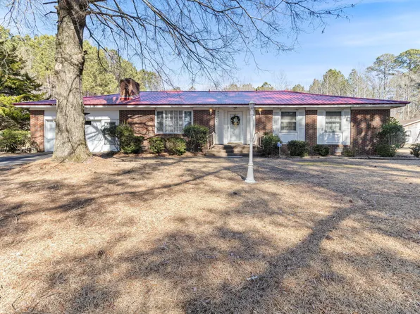 111 Bateman St, Plymouth, NC 27962