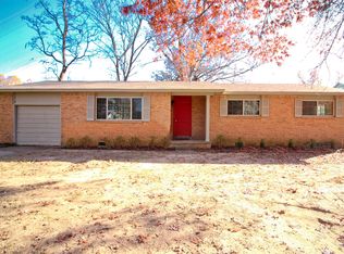 7917 Hermitage Dr, Fort Smith, AR 72908