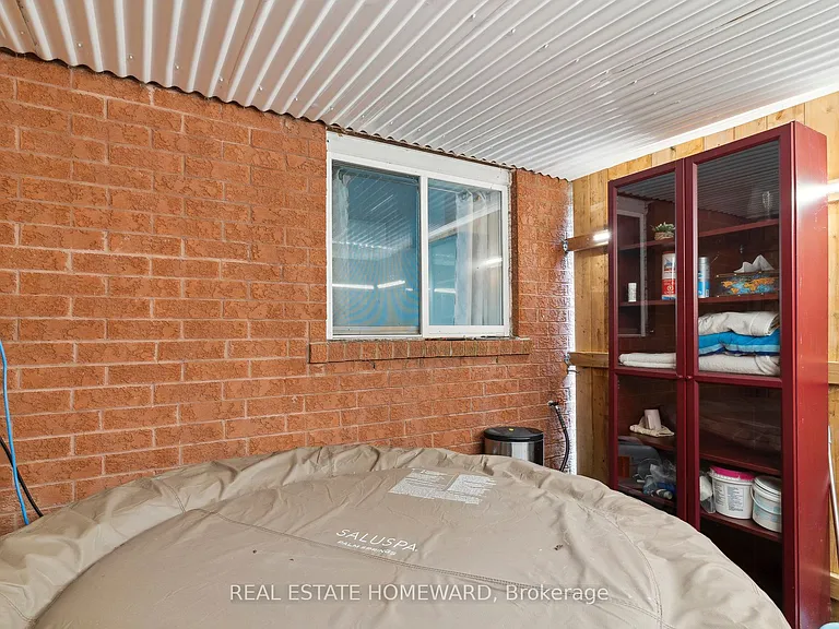 1117 Ashley Ct — Photo 33