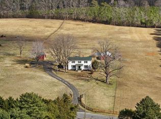1815 Country Rd, Beaverdam, VA 23015