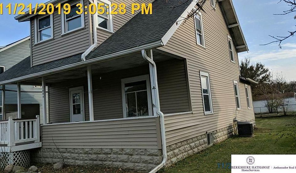 1st image of 1004 1st Ave N