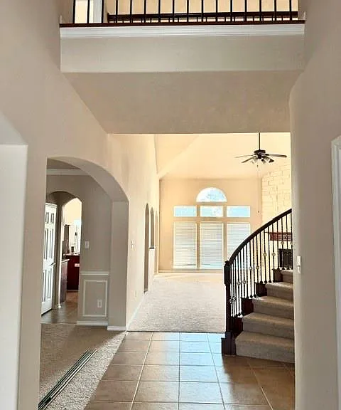 8531 Powell Ridge Dr — Photo 3