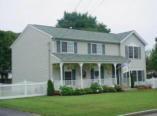 353 Asylum Rd, Warwick, RI 02886