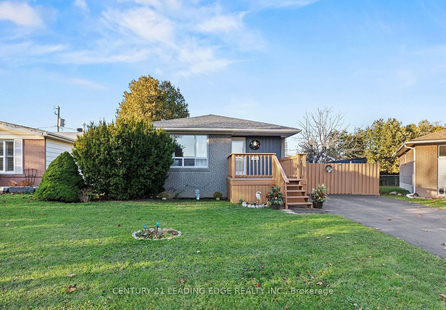 3 bed, $2,600 — Photo 2