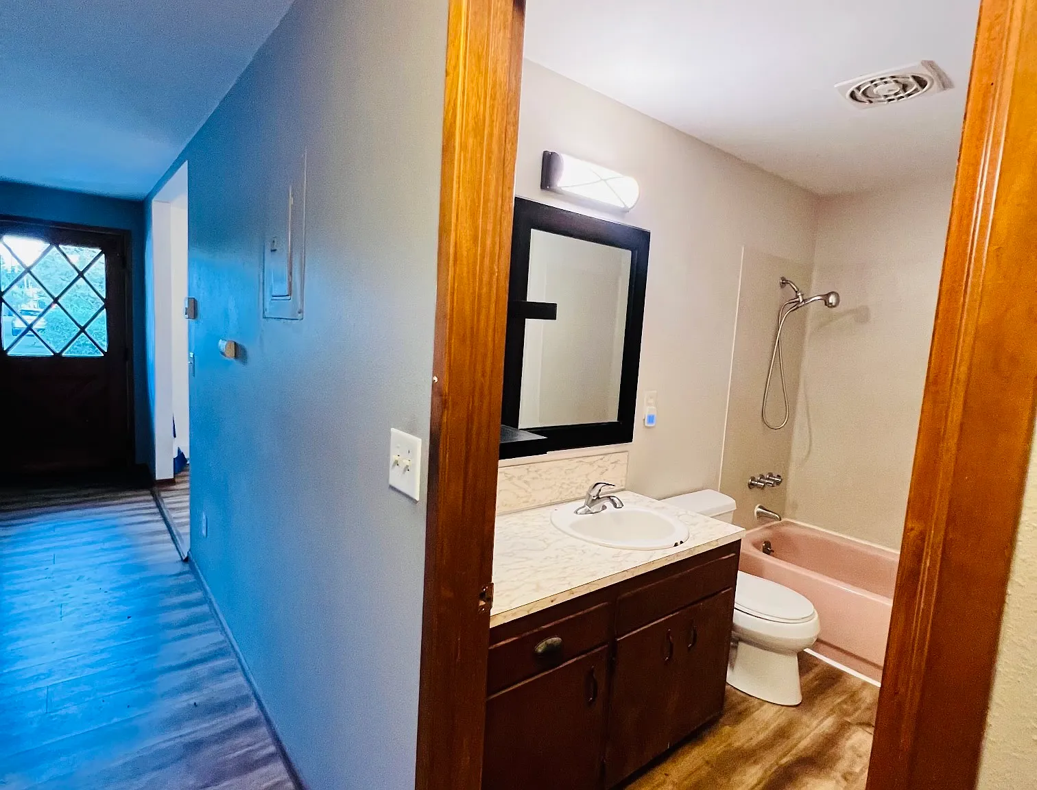 2 bed, 736 sqft, $1,895 — Photo 4