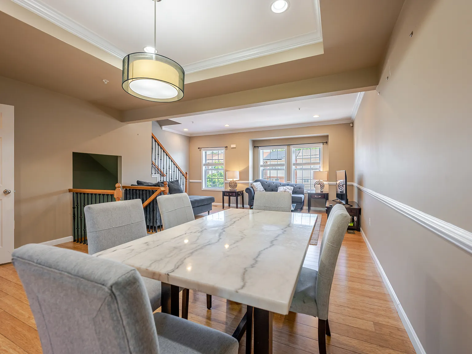 Fully Furnished Home — Photo 3