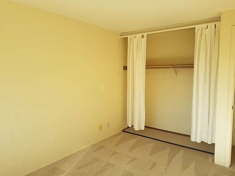 800 N Allen Pl #202 — Photo 8