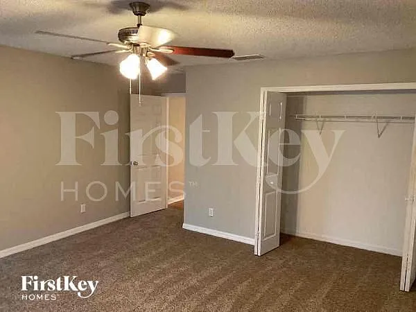 207 Willowbay Ridge St — Photo 8
