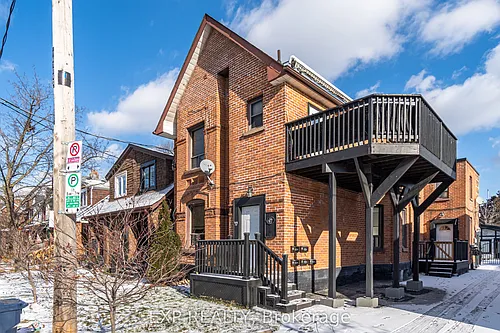 677 Durie St #3 Photo 1