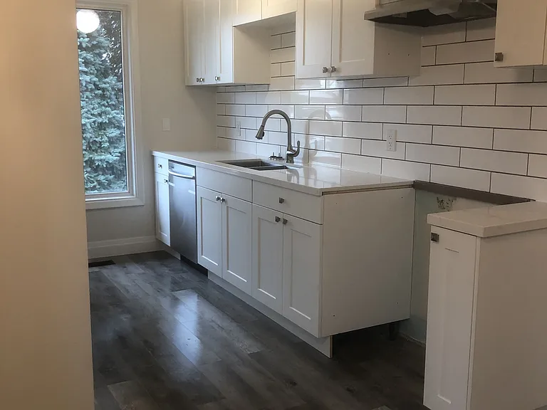 38 Loyalist Dr #UPPER — Photo 4