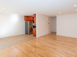 3933 Harrison St #204, Oakland, CA 94611
