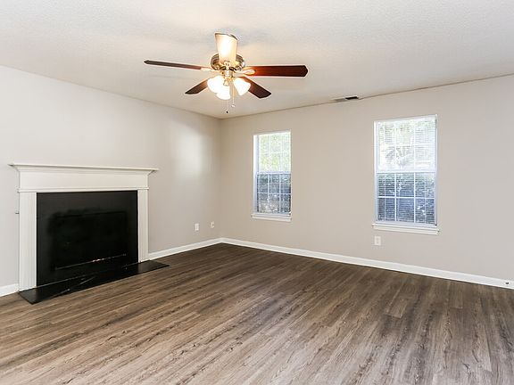 4th image of 3610 Salem Hills Dr