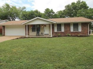 3319 Bayshore Pkwy, Arnold, MO 63010