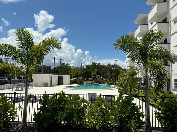 406 S Cedar Ave #408, Tampa, FL 33606